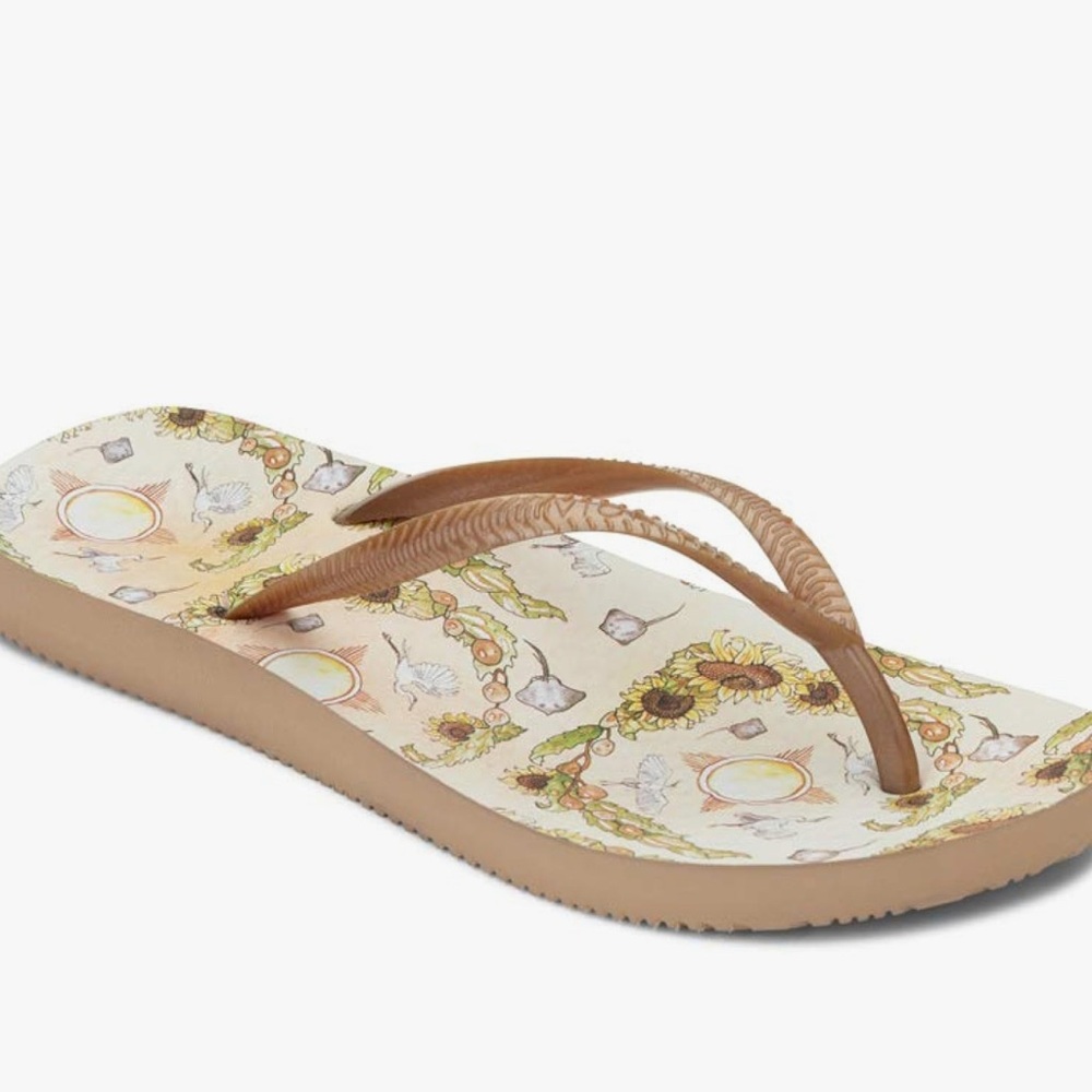 Vionic Brown and Cream Floral Sandals